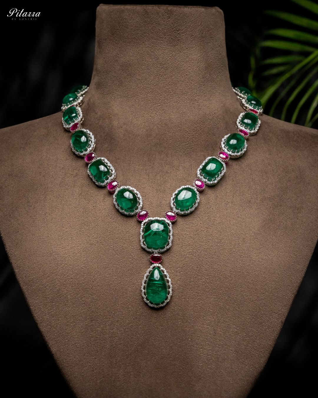 Green Doublet Silver Polish Necklace Set