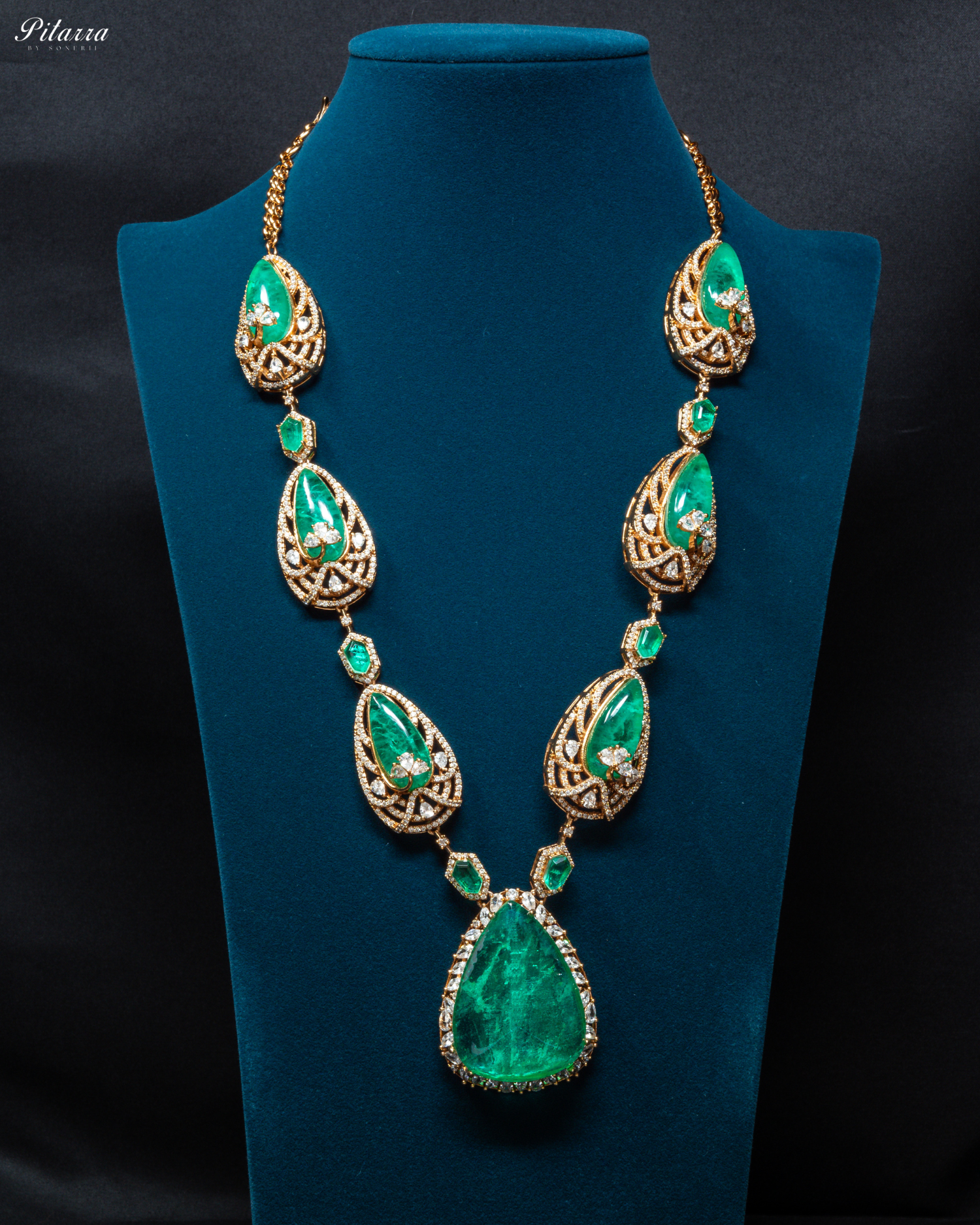 Green Stone Victorian Zircon Necklace Set