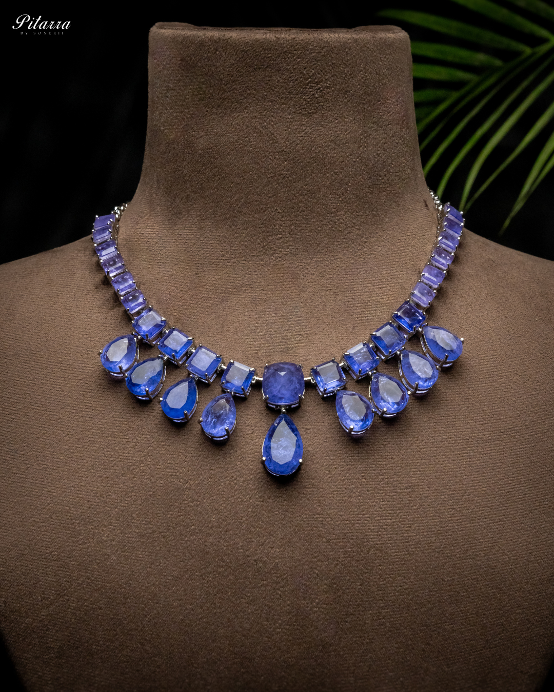 Pitarra Blue Crystal Necklace Set