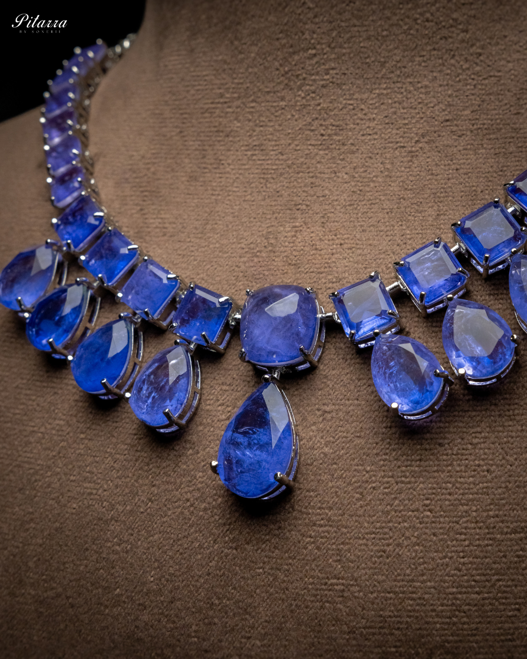 Pitarra Blue Crystal Necklace Set